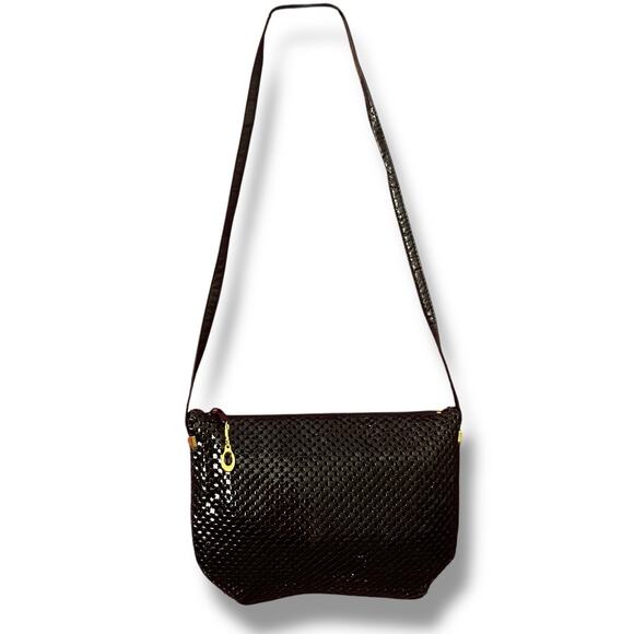 Vintage Black Woven Shoulder Bag with Gold Hardware - Picture 3 of 6